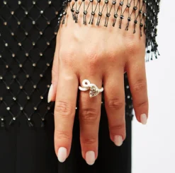 Bubblegum Pink Baby Vine Ring with Amethyst