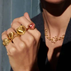 Flower Chain Necklace in Yellow Gold