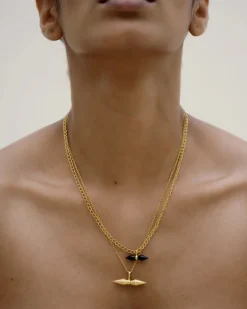 Onyx Seed Vessel Charm in Yellow Gold