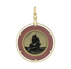 Passing Chips in the Night Pendant in Yellow Gold