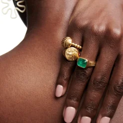 Pink Sapphire Eros and Psyche Signet Ring in Yellow Gold