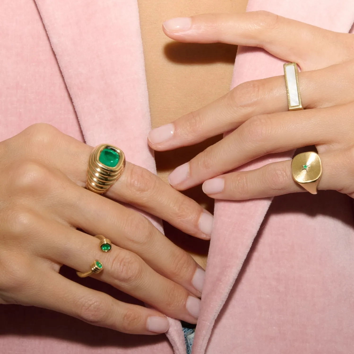 Tsavorite Ora Silk Cushion Shaped Signet Ring in Yellow Gold