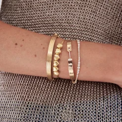 White Diamond Jones Tennis Bracelet in Yellow Gold