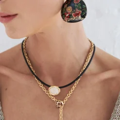 White Diamond Pavé Scuba Choker in Black Leather and Yellow Gold