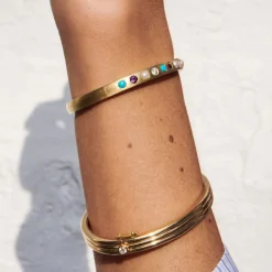 White Diamond Scuba Trio Bangle in Yellow Gold