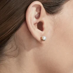 Yellow Gold 45° Half Pearl Single Stud Earring