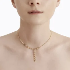 Yellow Gold and Diamond Link Necklace 01